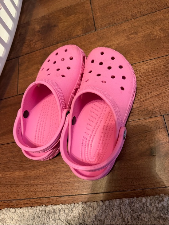 CROCS Shoes - Women’s crocs
